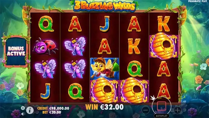 3 Buzzing Wilds slot free spins 1