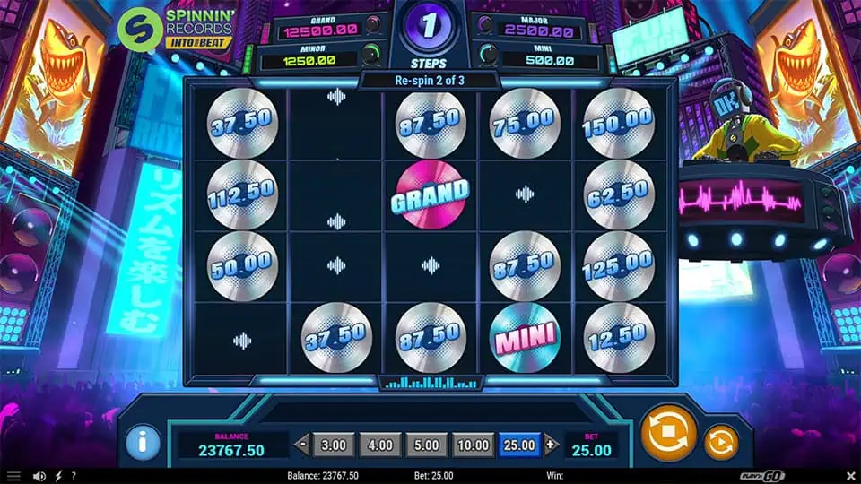 Grand and Mini Jackpot symbols appearing in Spinnin' Records Into the Beat slot, offering big prize opportunities.