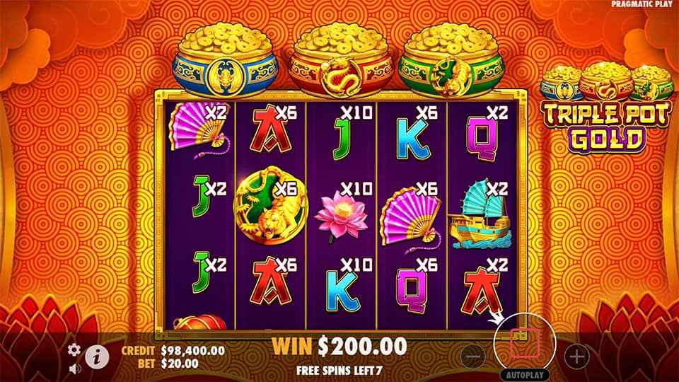 Reel Multiplier feature in Triple Pot Gold slot with x2, x6, and x10 values.