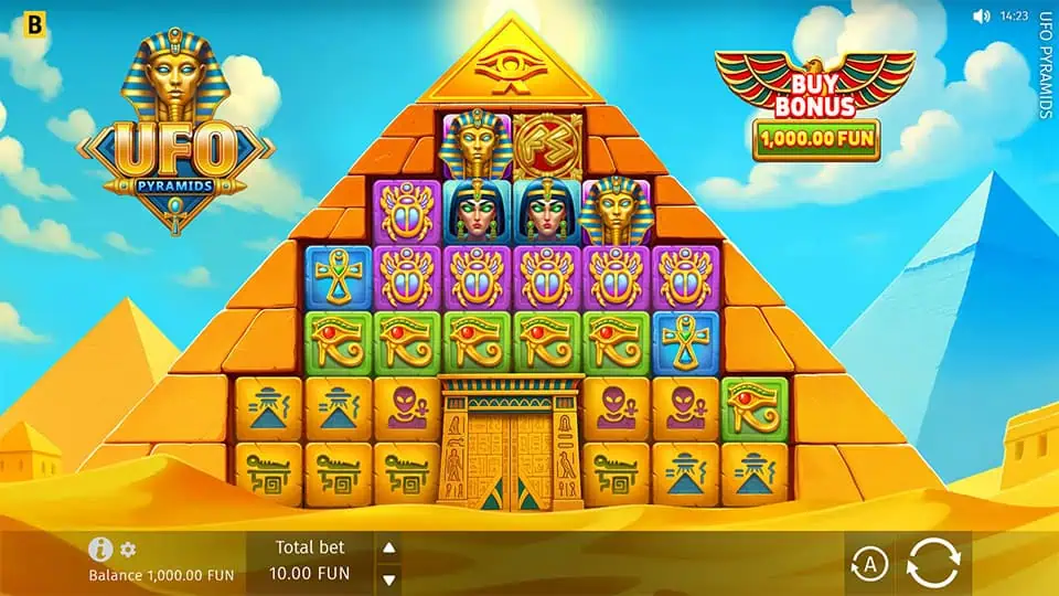 UFO Pyramids slot game preview 1