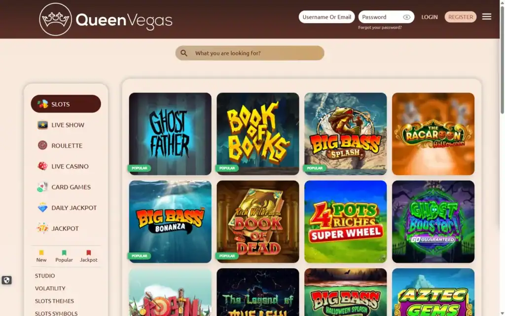 QueenVegas Casino: Slots