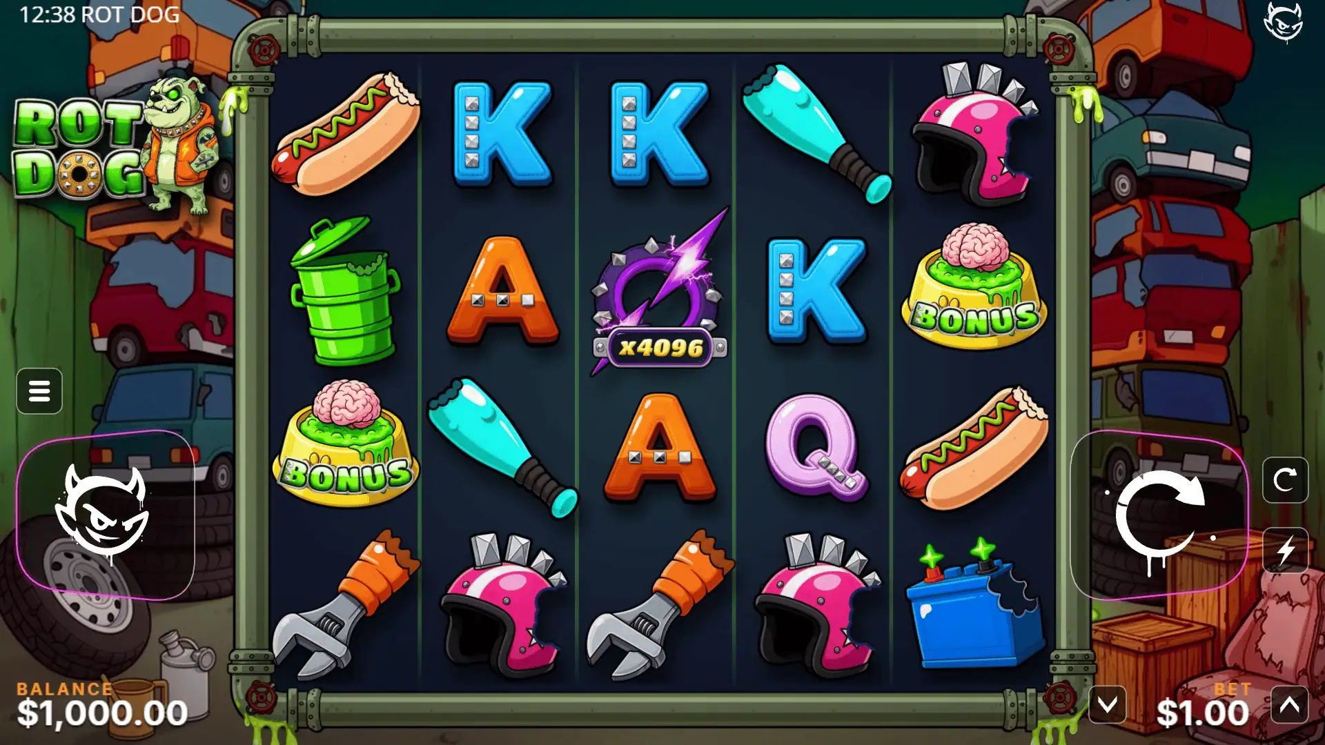 Rot Dog slot gameplay reels